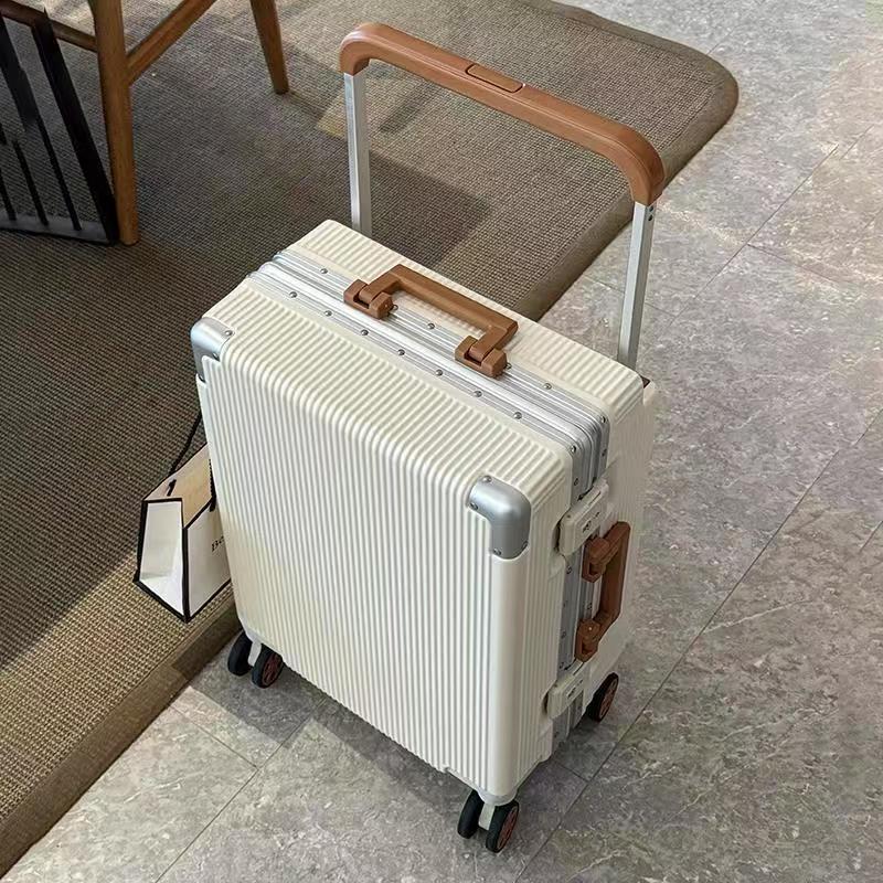 Aluminum Frame Carry On Luggage - Nuova Valigia Trolley Larga di Grande